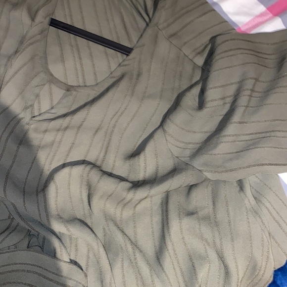 APT. 9 Army green sheer  long sleeve blouse L - Picture 10 of 11
